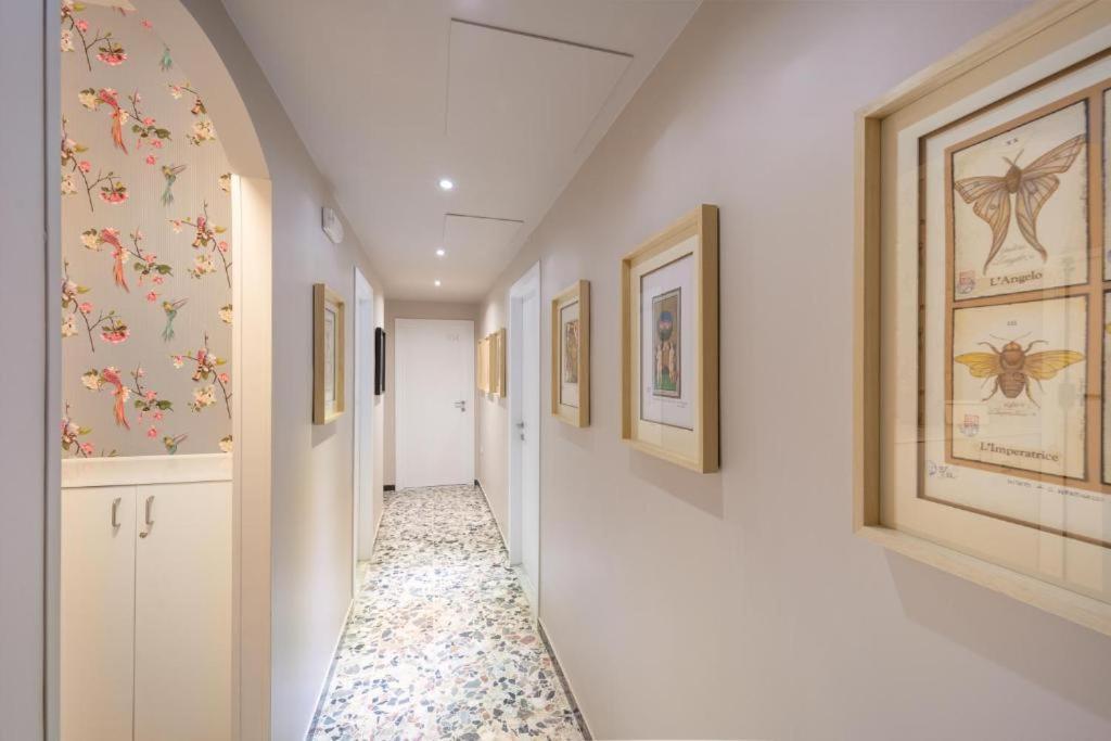 Boutique Rooms Carbonazzi 17 カリアリ エクステリア 写真
