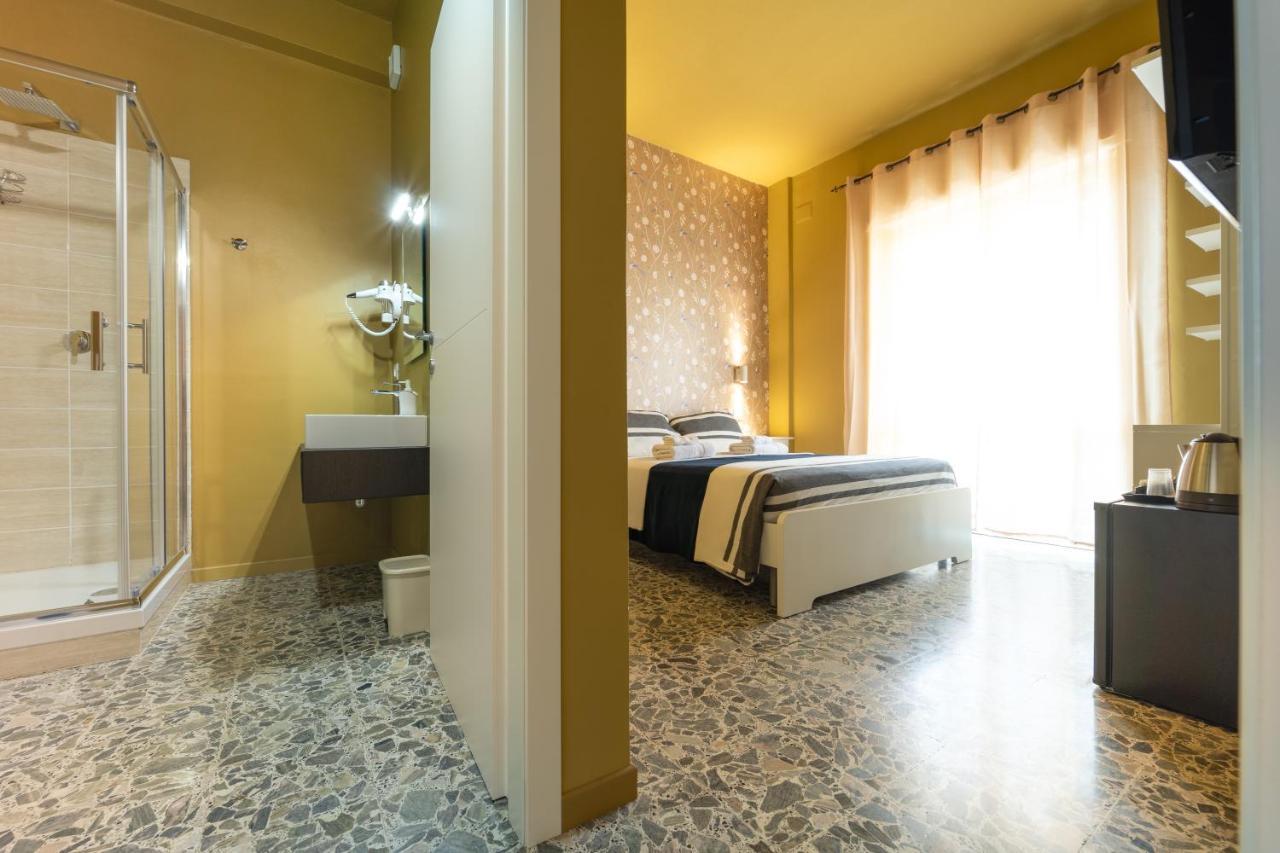 Boutique Rooms Carbonazzi 17 カリアリ エクステリア 写真