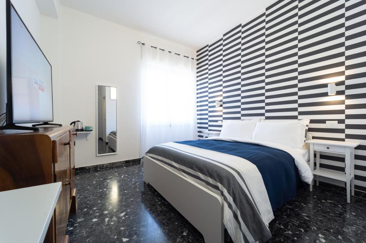 Boutique Rooms Carbonazzi 17 カリアリ エクステリア 写真