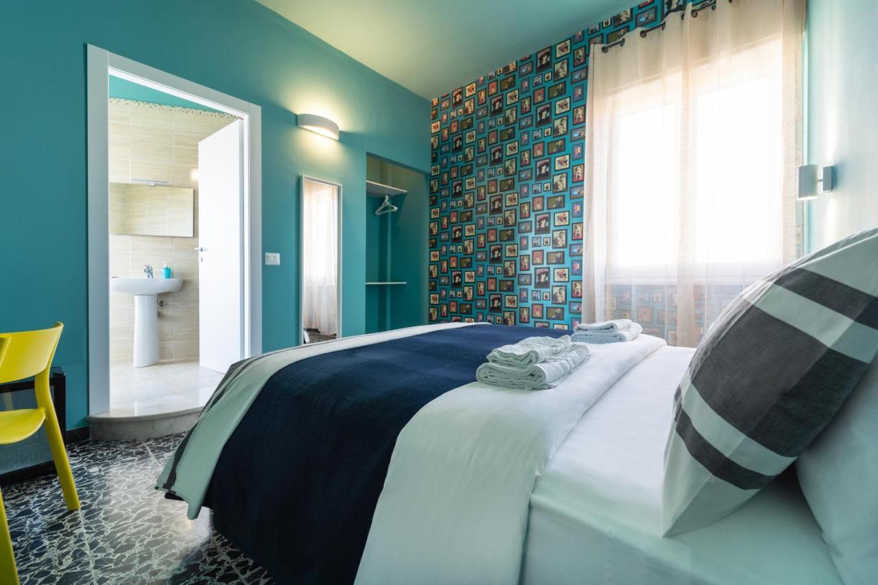 Boutique Rooms Carbonazzi 17 カリアリ エクステリア 写真